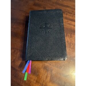 Liturgy of the Hours Vol 1 - Catholic Book 1975 Advent / Christmas Season